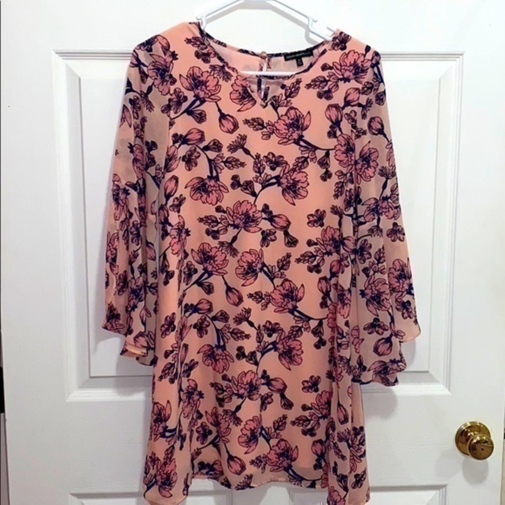 Sequin Heart Dress size 16 Butterfly Sleeve